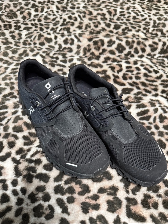 On Running Shoes - On Running Women's All-Black Trail Sneakers